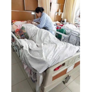 麻城請護工護理病人多少錢(qián)一天？